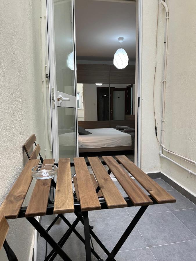 F7 Room 1, Private Double Room With Private Bathroom In Shared Flat Msida Buitenkant foto